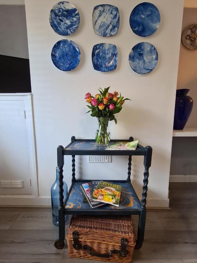 The Nook Villa Lichfield Bagian luar foto